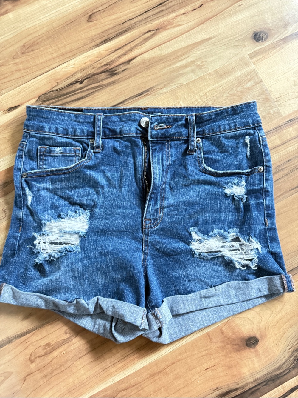 Aeropostale Women’s Super High-Rise Midi Jean Shorts (Size 12)